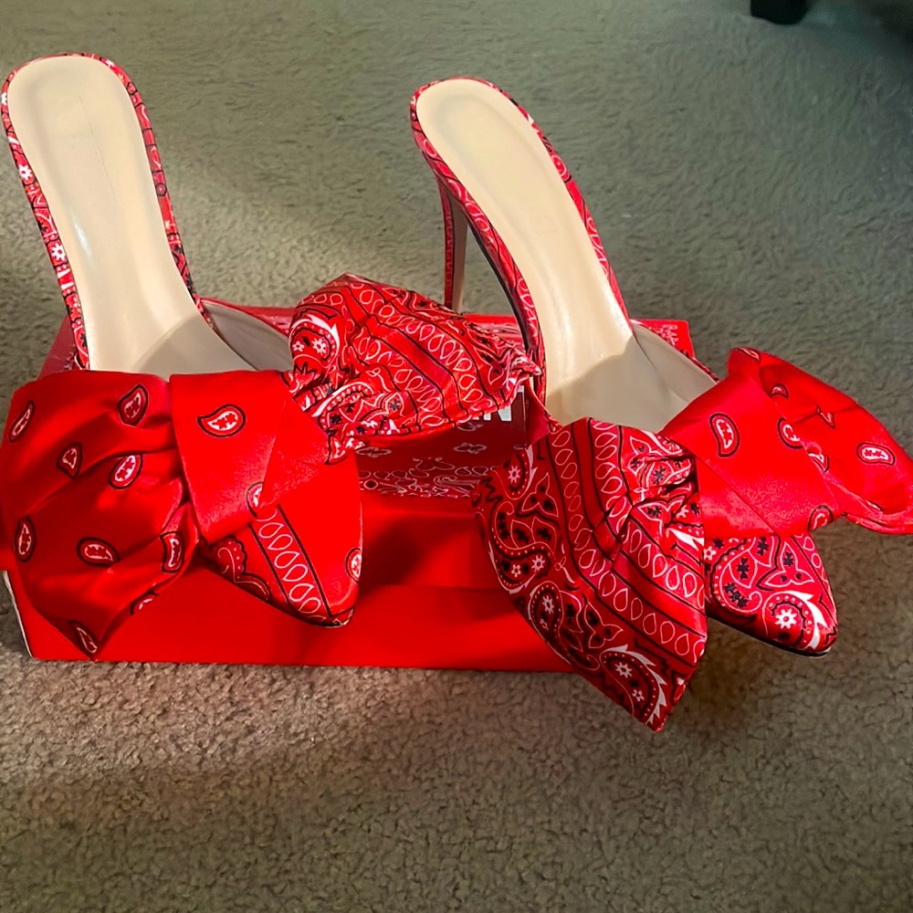 PNK elephant bow mules